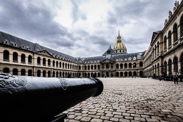 Services Exclusifs Hôtels de Luxe : Guide d'Achat Complet